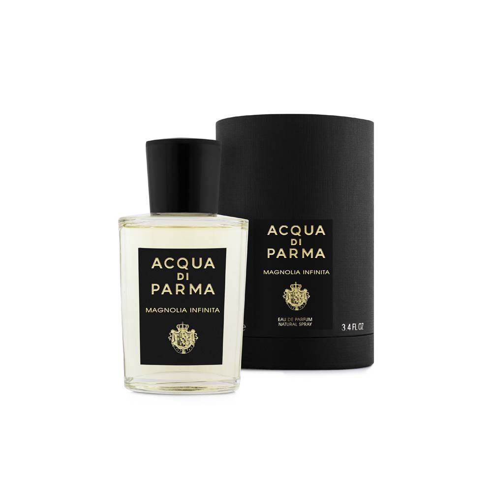 Flacon de l'eau de parfum Magnolia Infinita de la maison Acqua di Parma accompagné de son étui noir